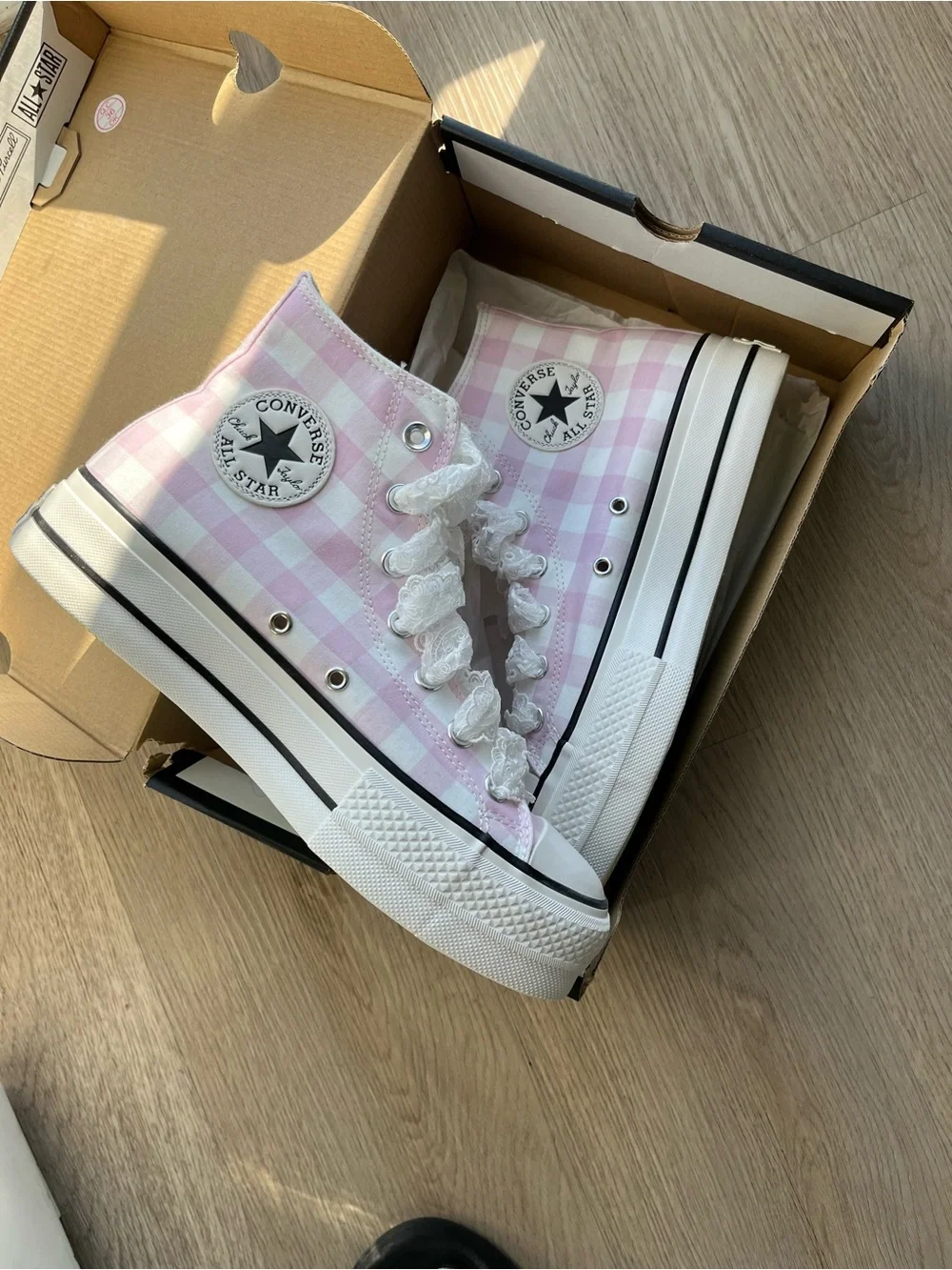 Converse High Top Sneakers Pink and White Gingham Women’s Size US 8 - Picture 10 of 10
